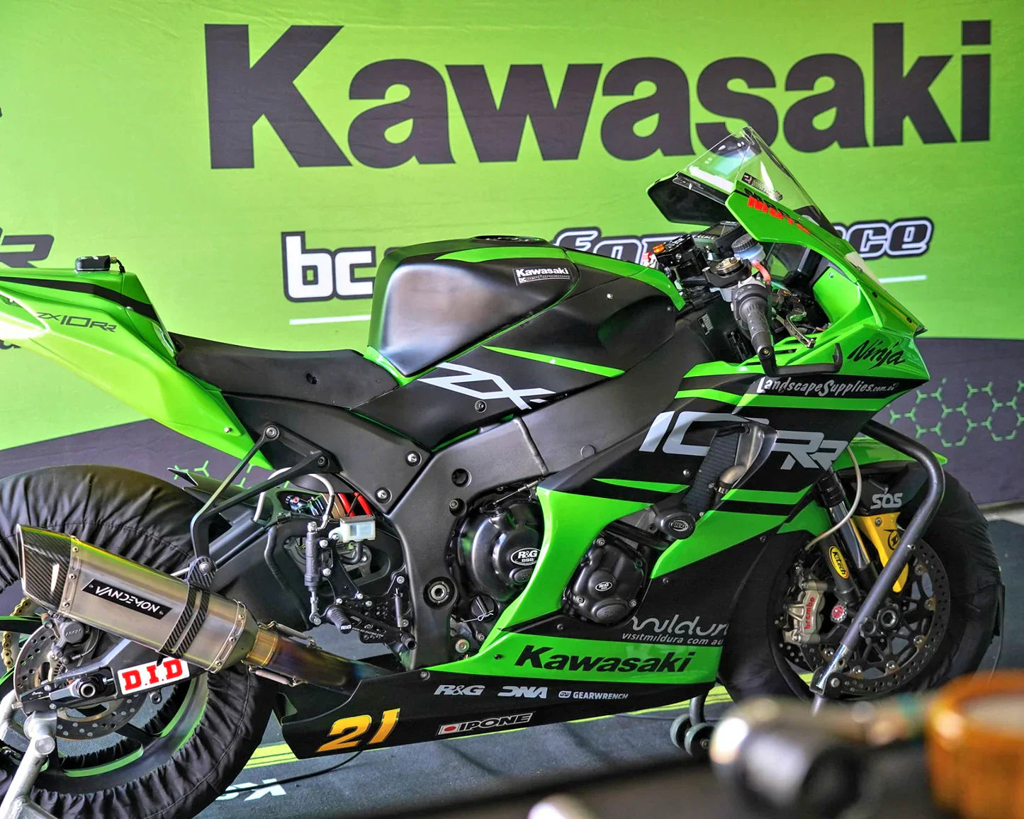 Vandemon ZX10R /ZX10RR 2011-2025 Titanium Exhaust & Carbon Fiber Muffler KAWAZX10EXTICFBA
