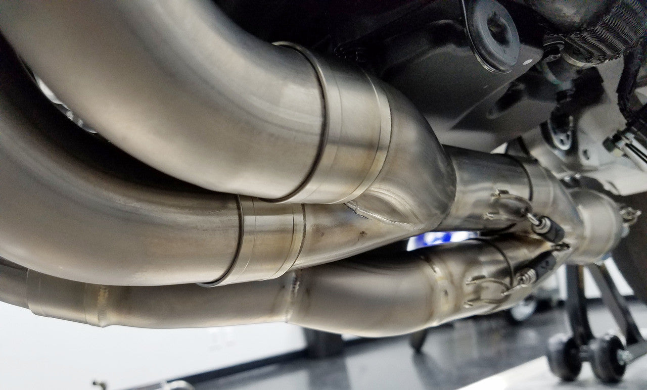 Graves motorsports full titanium exhaust system - carbon silencer 200mm CBR1000RR 17-24 EXH-17CB1-FTC