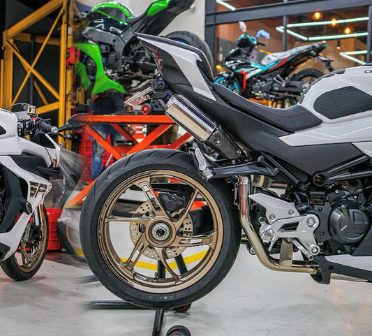 IN STOCK Vandemon CFMOTO single-sided swingarm 450SR-S 2023-2025 Stainless Steel / Titanium High Mount Exhaust System CFMOTO450SRSHMEXHC