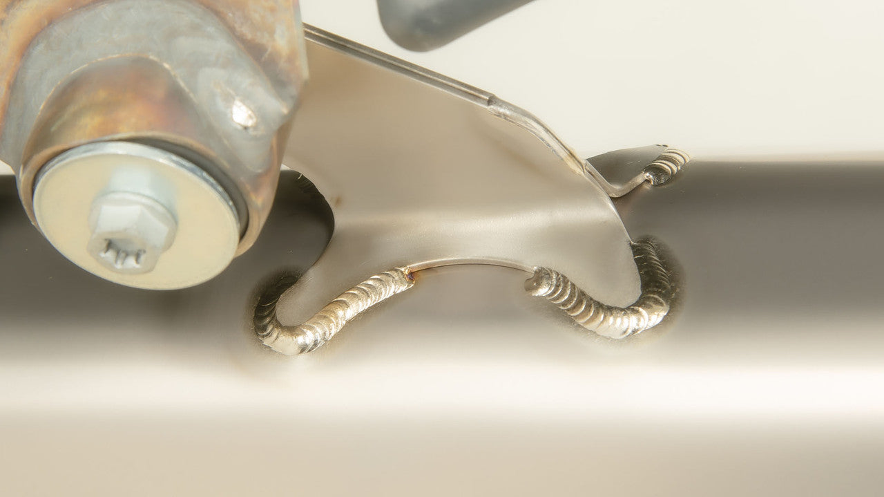 Graves Titanium Slip-On Exhaust - Carbon End Cap Ktm 690 Enduro R 2014-2018 - Husqvarna 701 Enduro R /Super Moto 2016 - 2023 Exk-14690-Sot