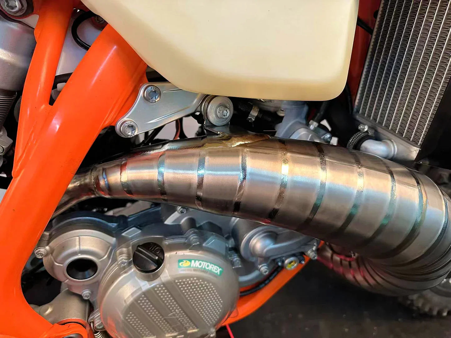 Vandemon KTM 300 EXC TPI & HUSQVARNA TE300 2024 Titanium Expansion Chamber KTM300TIHEADRA