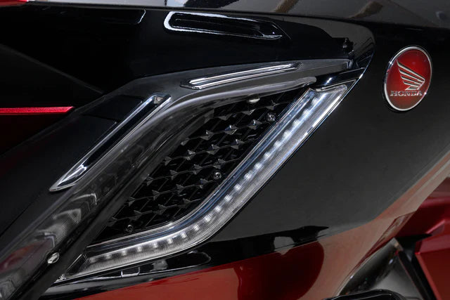 Goldstrike  Twinart Lighted Radiator Grill Panels 18-Up Black 48321