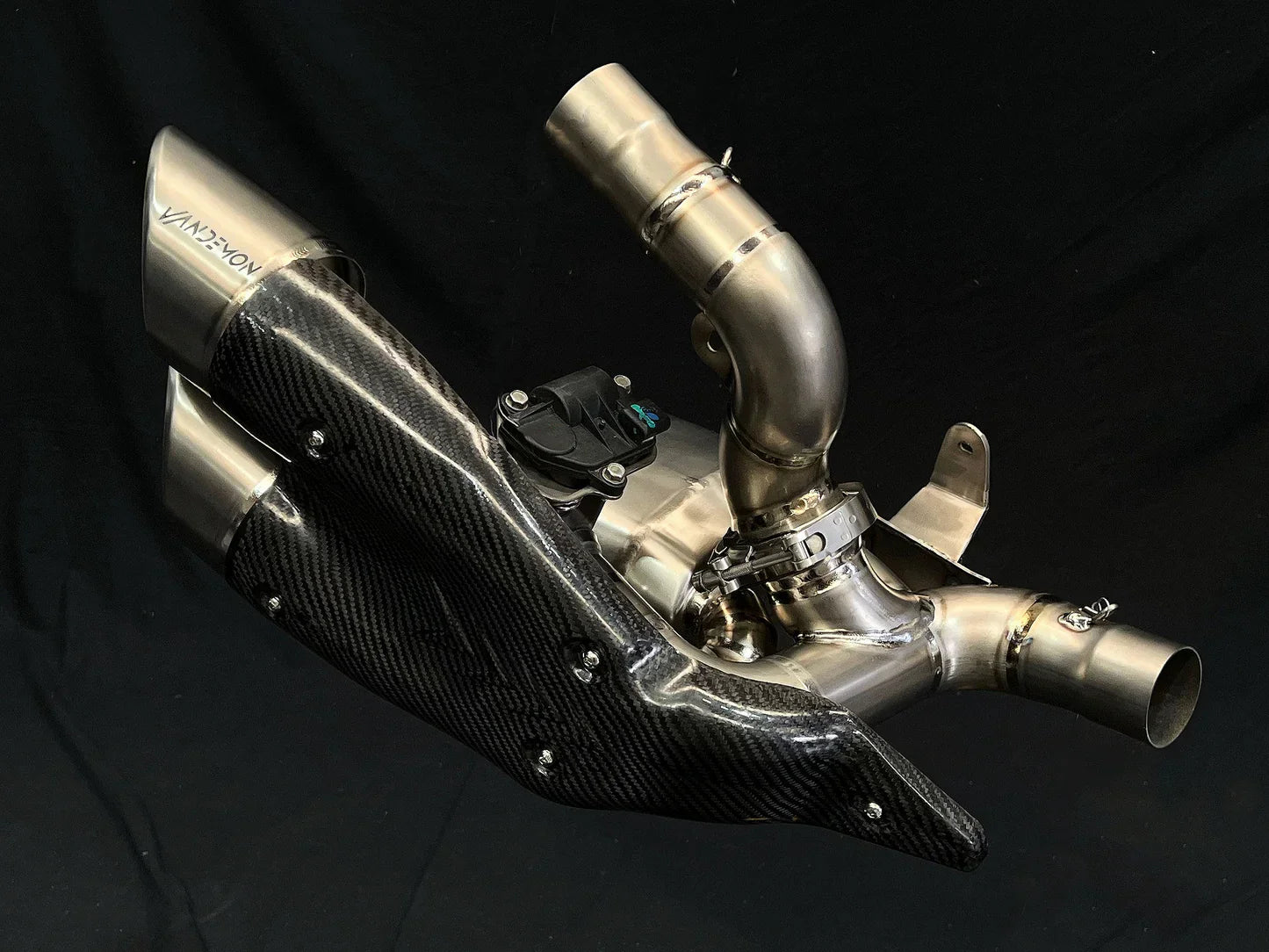 Vandemon  Ducati X Diavel & Diavel S 1260 2016 -2022 Bimodal Stealth Titanium Slip-On  DUCDVLTITANEXHWVA
