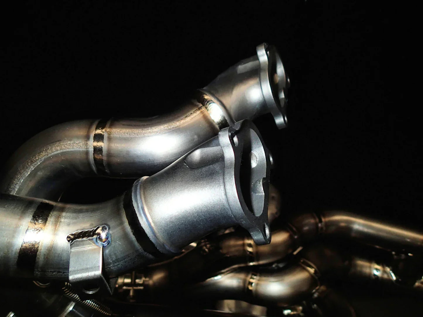 Vandemon  Ducati V4 / V4R Panigale & Streetfighter Full Titanium Exhaust system 2023-2024 SKU: DUCV4TIEXHSYSNC