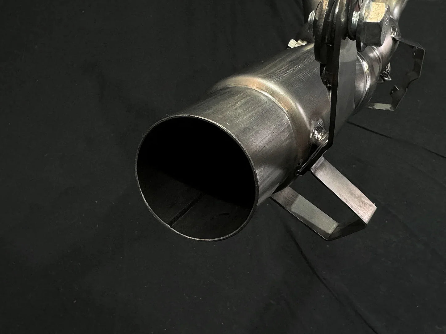 in stock Vandemon Triumph Speed Triple 1200 RS & RR 2021–2024  Titanium POLISHED Headers and Link Pipe  TRIUM120SPDHEADRB VA-156