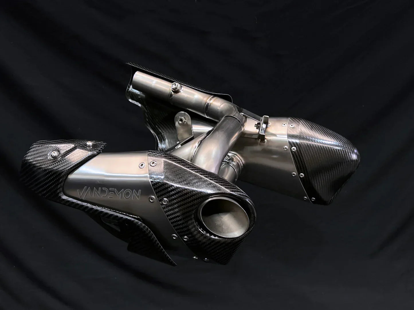 Vandemon Triumph Rocket 3R, GT and Storm Titanium Slip-On Mufflers 2019-2024  TRIUMROCKET3MUFC VA-1