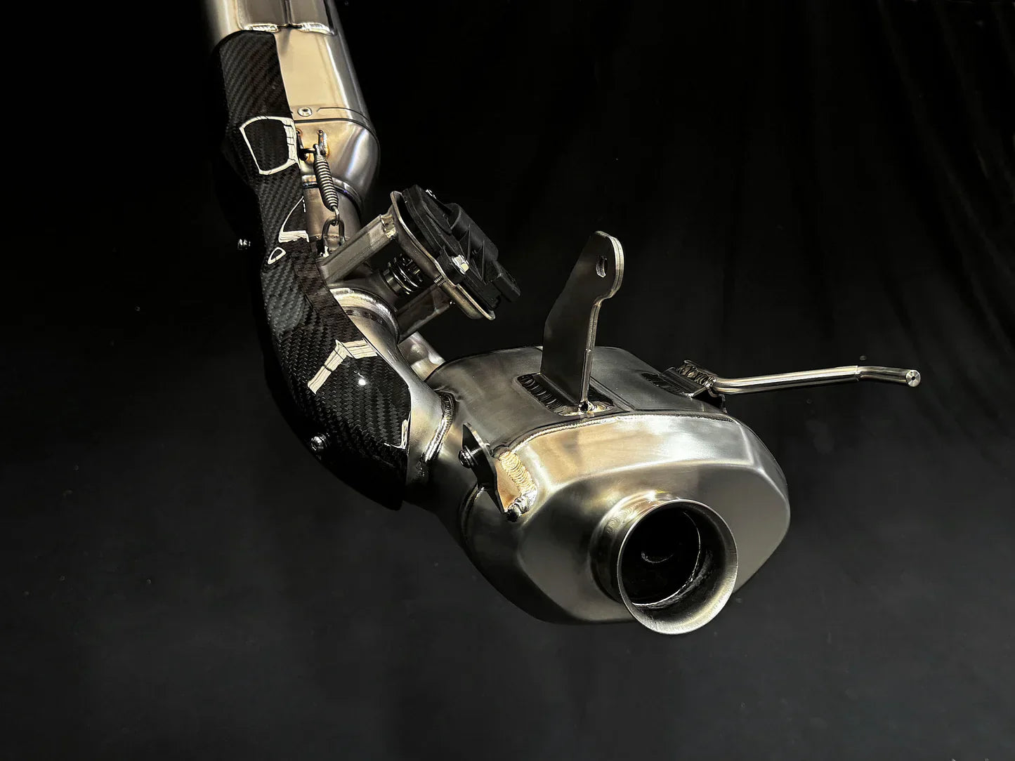 Vandemon Triumph Speed Triple 1200RS & RR Bimodal Titanium Stealth Slip-On Muffler TRIUM120SPDMUFB