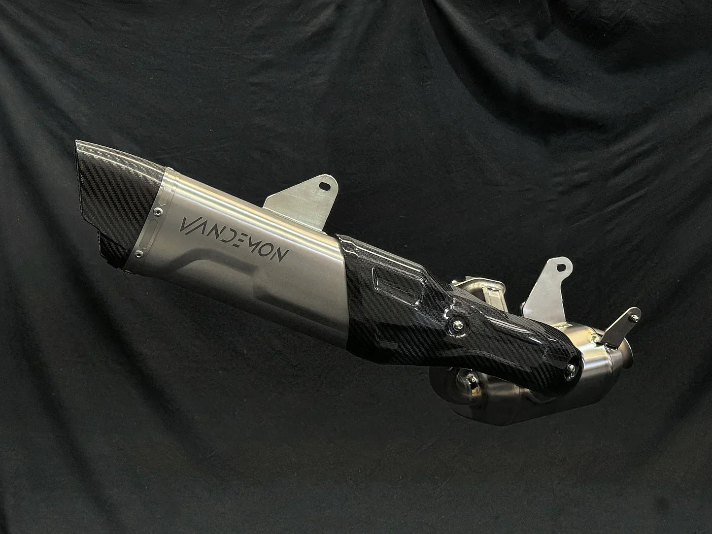 Vandemon Triumph Speed Triple 1200RS & RR Bimodal Titanium Stealth Slip-On Muffler TRIUM120SPDMUFB