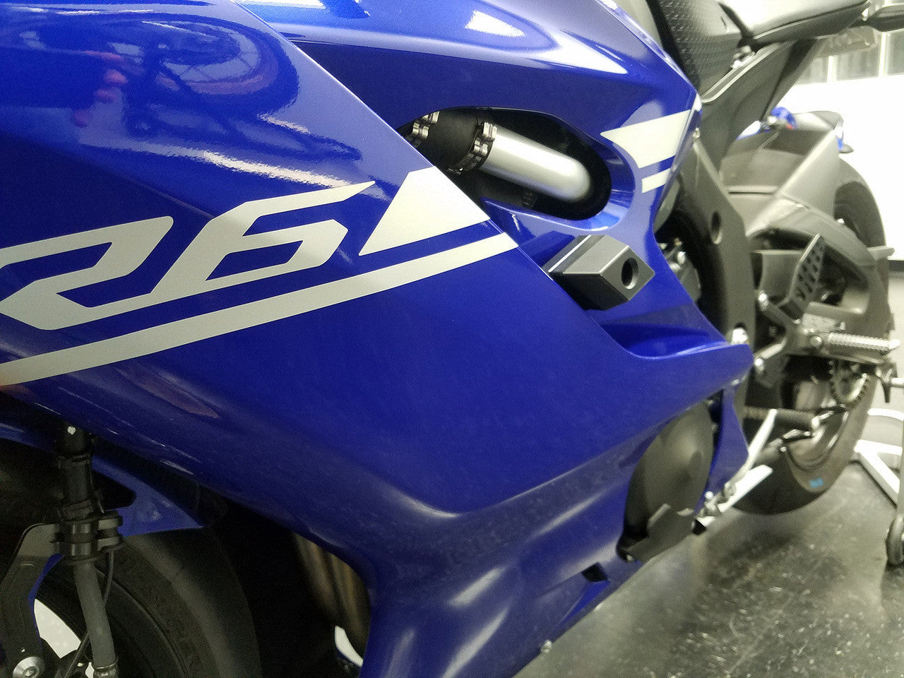 Graves R6 Diamond Frame Sliders 2017-2026 FSY-17R6-K